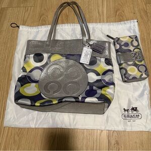 Coach Signature Tote Purse and Wallet Matching Set
